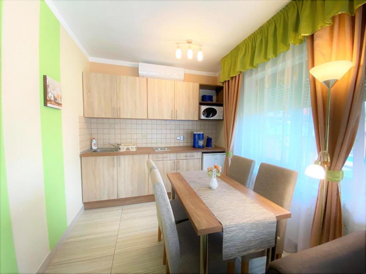 Apartman Siesta Buek - Buekfuerdo Exteriér fotografie