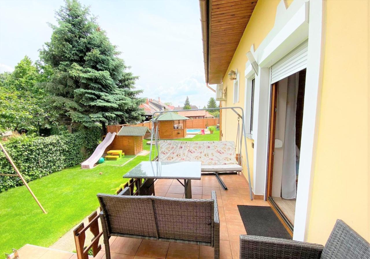 Apartman Siesta Buek - Buekfuerdo Exteriér fotografie
