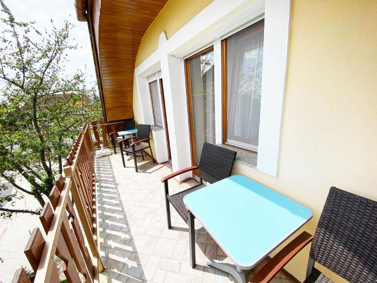 Apartman Siesta Buek - Buekfuerdo Exteriér fotografie