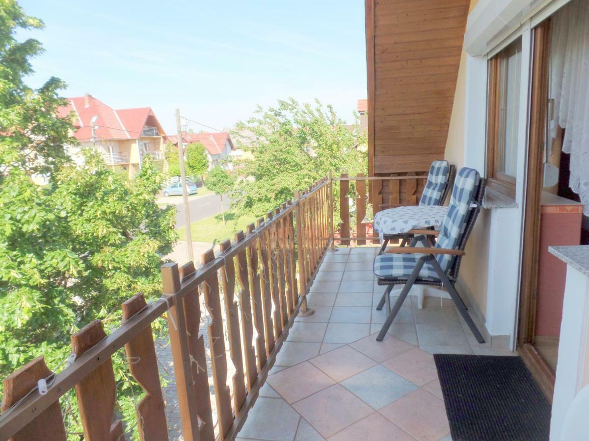 Apartman Siesta Buek - Buekfuerdo Exteriér fotografie